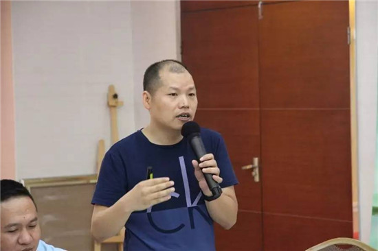 激發(fā)空間創(chuàng  )作靈感  打造深度交流平臺 ——“將軍力量”設計師大理石瓷磚品鑒交流會(huì )圓滿(mǎn)舉辦
(圖1)