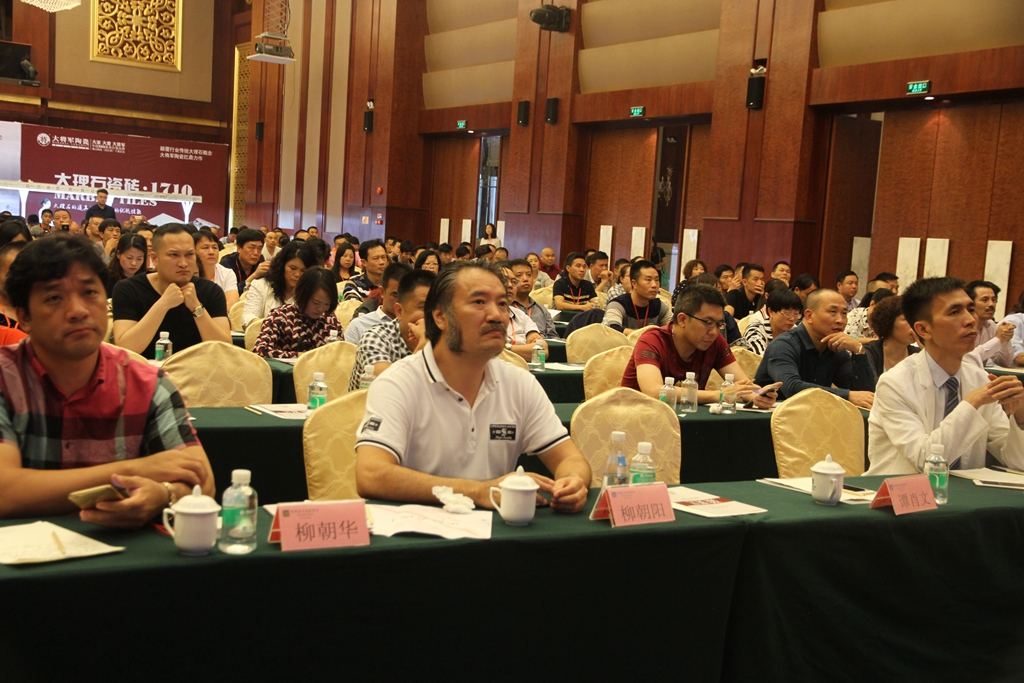 【革新踐行 聚變生贏(yíng)】將軍企業(yè)2016新品發(fā)布會(huì )成功舉辦
(圖6)