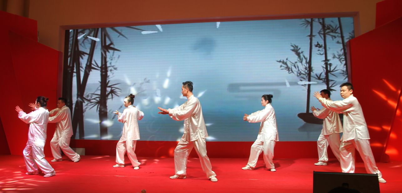 順勢突圍·破局騰飛丨大將軍陶瓷2018經(jīng)銷(xiāo)商年會(huì )暨總部開(kāi)業(yè)盛典成功舉辦！
(圖35)
