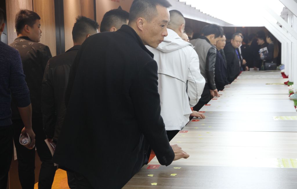 順勢突圍·破局騰飛丨大將軍陶瓷2018經(jīng)銷(xiāo)商年會(huì )暨總部開(kāi)業(yè)盛典成功舉辦！
(圖9)