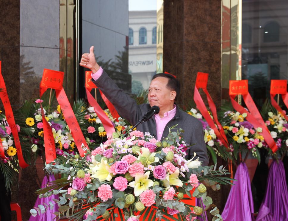 順勢突圍·破局騰飛丨大將軍陶瓷2018經(jīng)銷(xiāo)商年會(huì )暨總部開(kāi)業(yè)盛典成功舉辦！
(圖43)