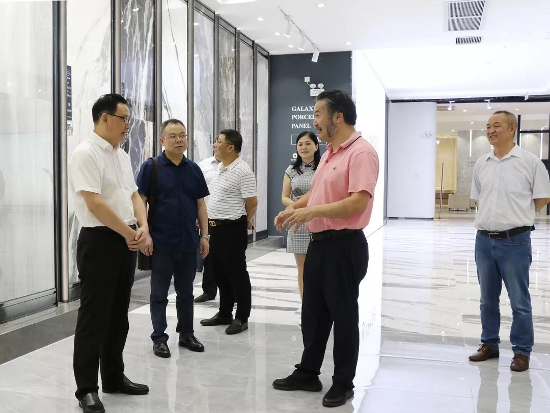 頭條丨衡陽(yáng)政府考察團再度走進(jìn)將軍企業(yè)，共商發(fā)展未來(lái)！
(圖3)