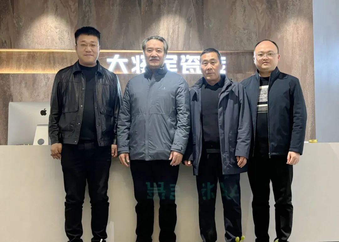 戰略牽引，直擊一線(xiàn)丨將軍陶瓷集團柳朝陽(yáng)董事長(cháng)深入走訪(fǎng)終端市場(chǎng)(圖4)